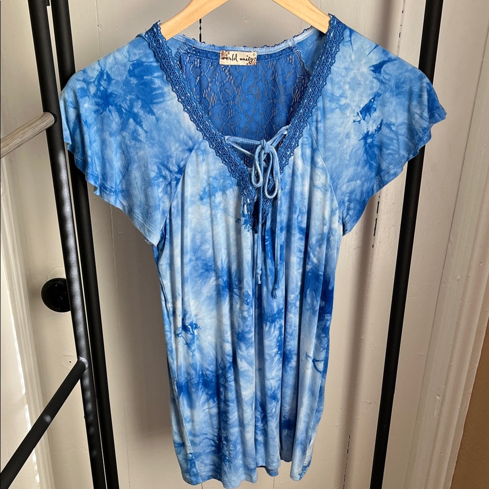 world unity Blue Tie-Dye V-Neck Blouse